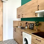 بيت شباب Beautiful In Brama Portowa *